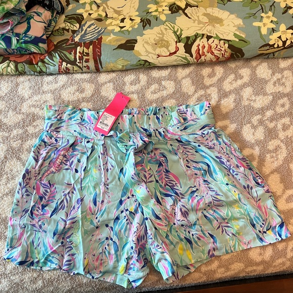Lilly Pulitzer Pants - Lilly Pulitzer Kaylene short